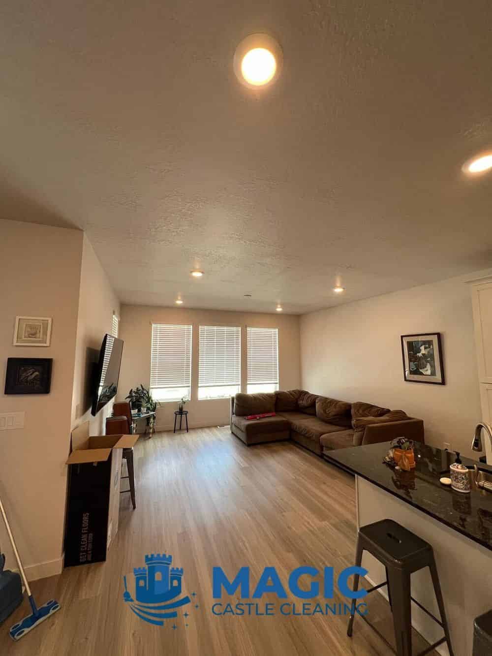 House Cleaning image